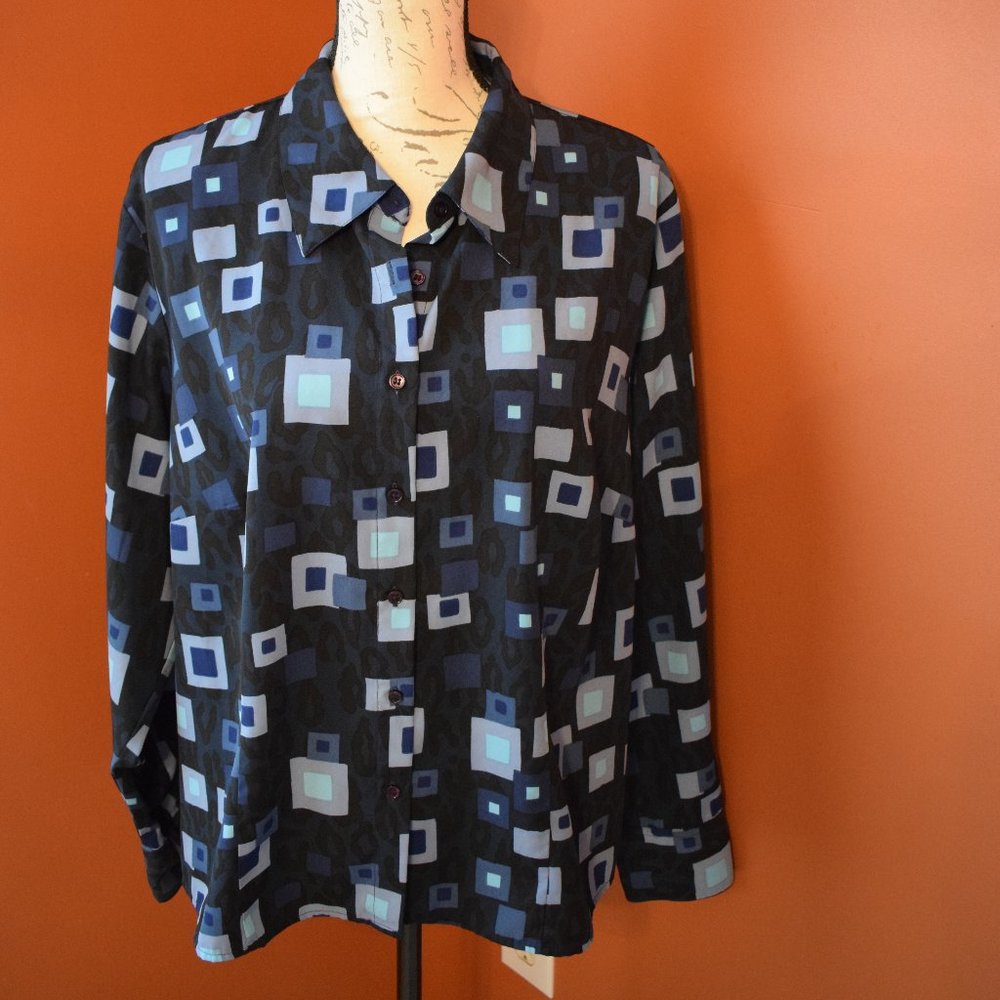 mulit color blue square pattern long sleeve Preston & York Blouse